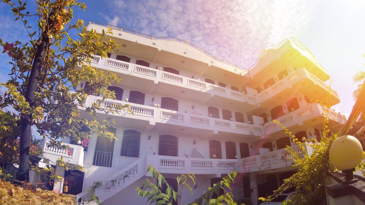 Dew Grand Regency Bataduwa Exterior foto