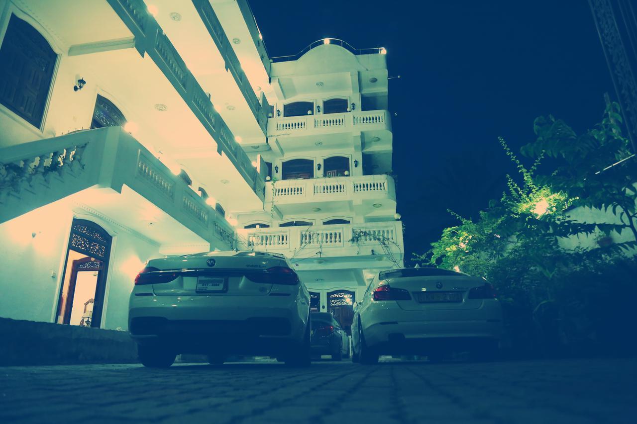 Dew Grand Regency Bataduwa Exterior foto